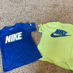 Boys Nike Short Sleeve T-Shirts - Size 7